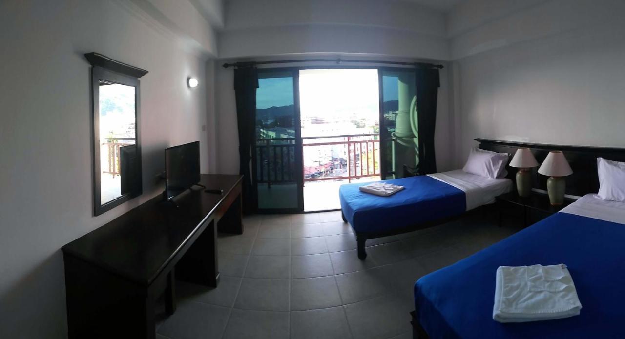 Bodega Phuket Patong (Adults Only) Hostel Exterior photo