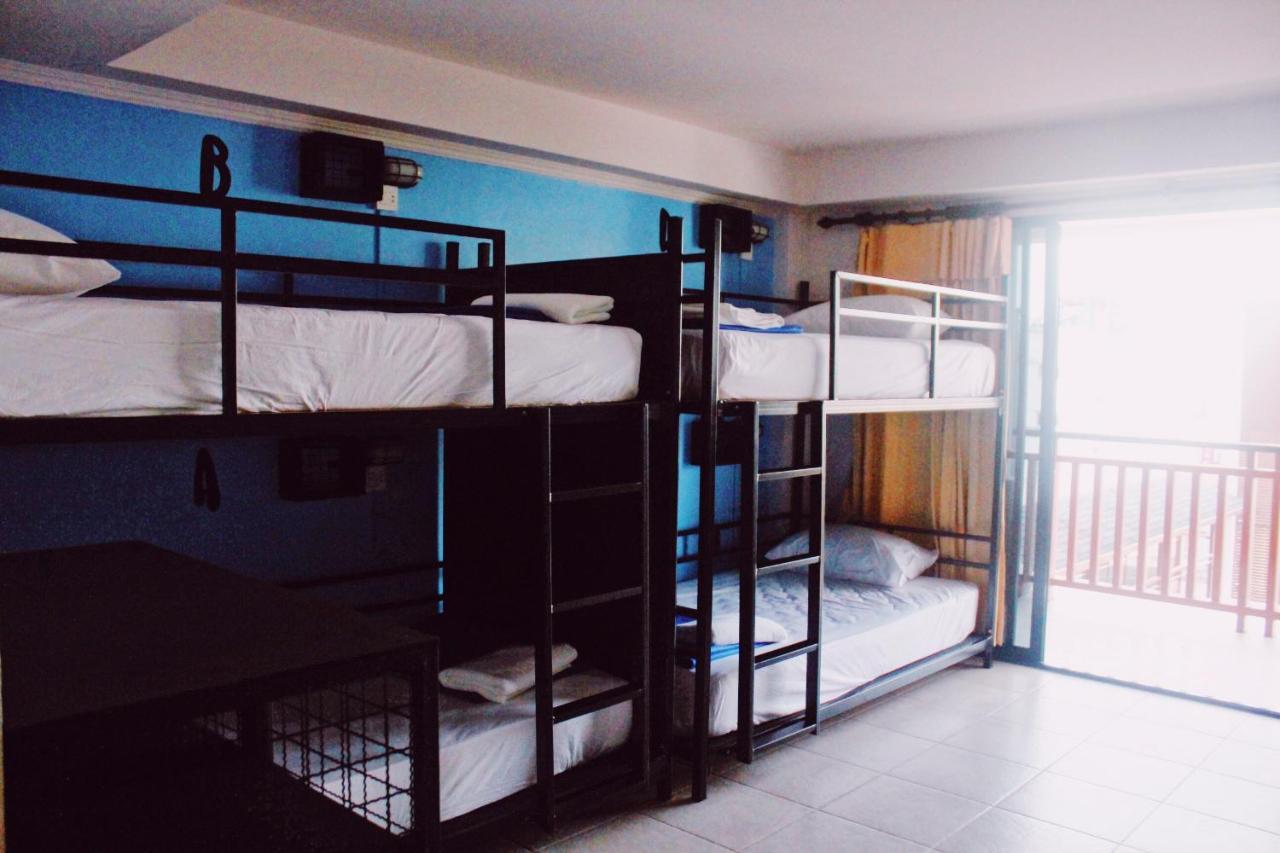 Bodega Phuket Patong (Adults Only) Hostel Exterior photo